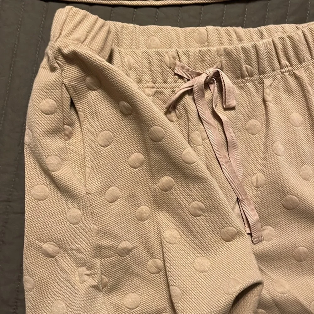 Blu Pepper ladies size Large 2 piece top and shorts Swiss dot pattern - Picture 6 of 9